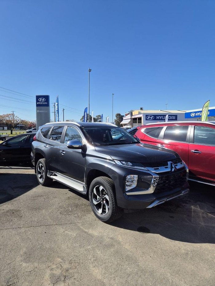 2024 Mitsubishi Pajero Sport GLS