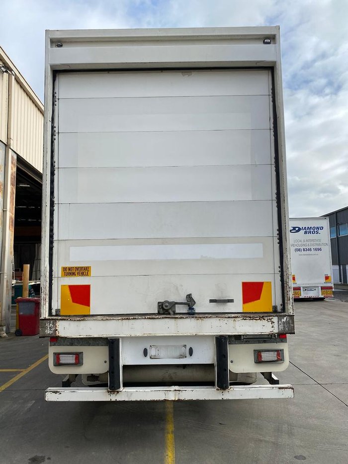 2016 Maxi Trans 24P Freezer Van White