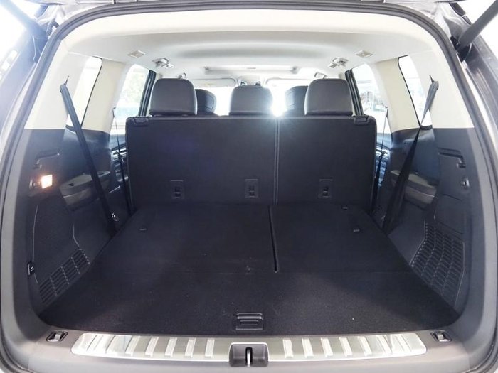 2025 LDV D90 Executive