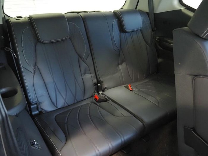 2025 LDV D90 Executive