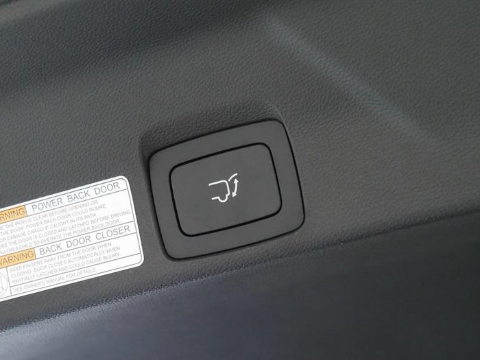 2025 LDV D90 Executive