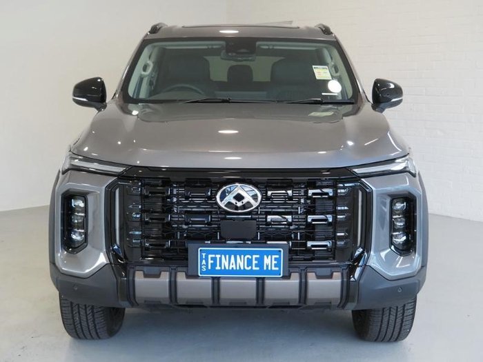 2025 LDV D90 Executive