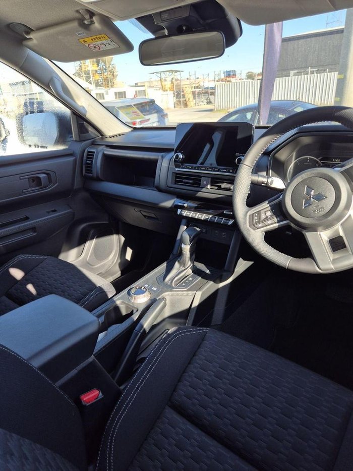 2025 Mitsubishi Triton GLX-R