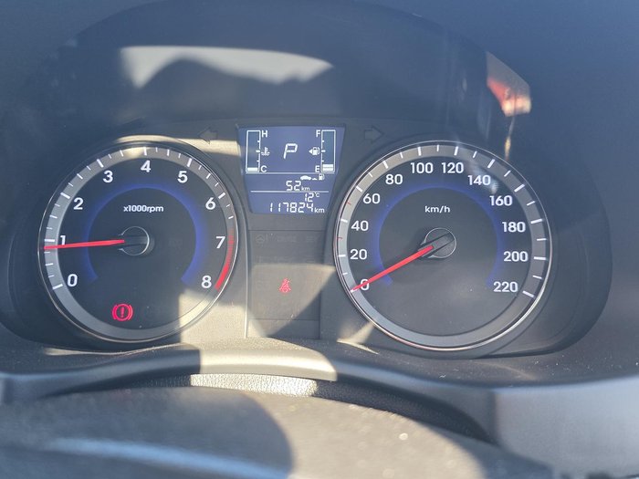 2016 Hyundai Accent Active