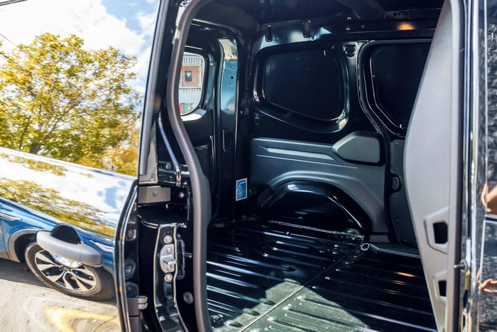 2025 Renault Kangoo L1