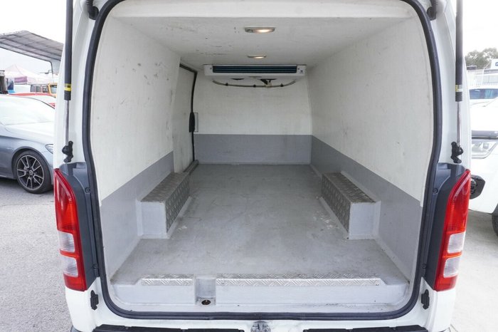 2017 Toyota Hiace LWB
