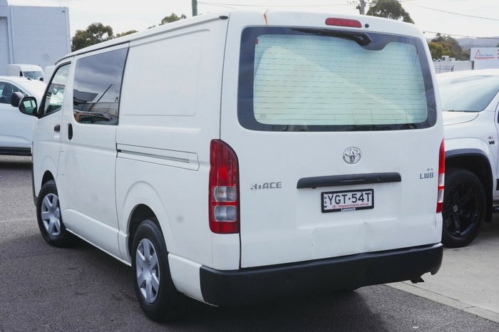 2017 Toyota Hiace LWB
