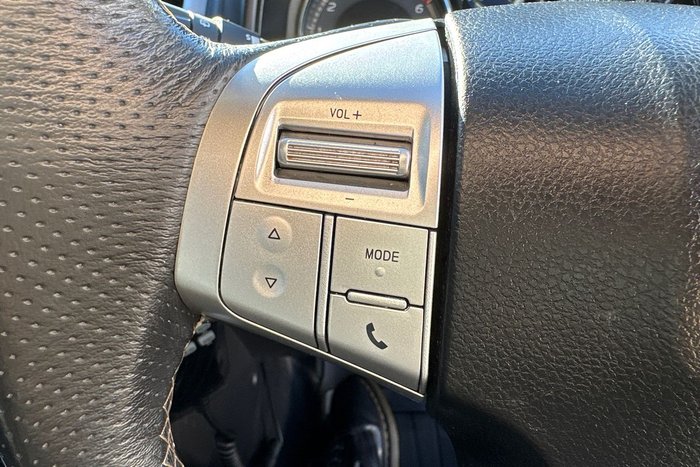 2021 Isuzu MU-X LS-T