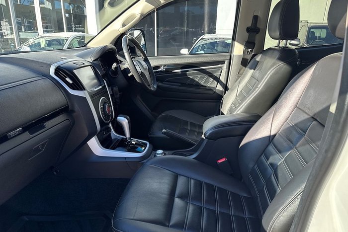 2021 Isuzu MU-X LS-T