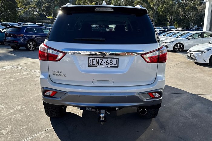 2021 Isuzu MU-X LS-T