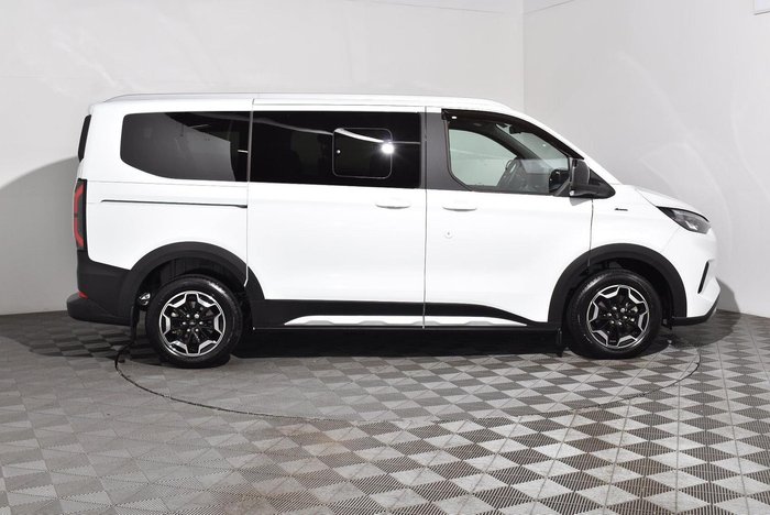 2024 Ford Tourneo Active