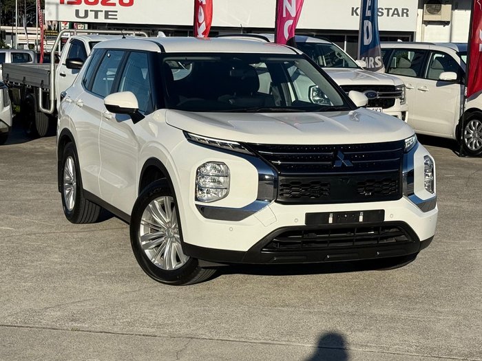 2021 Mitsubishi Outlander ES ZM MY22 White