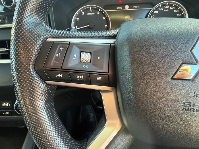 2021 Mitsubishi Outlander ES ZM MY22 White