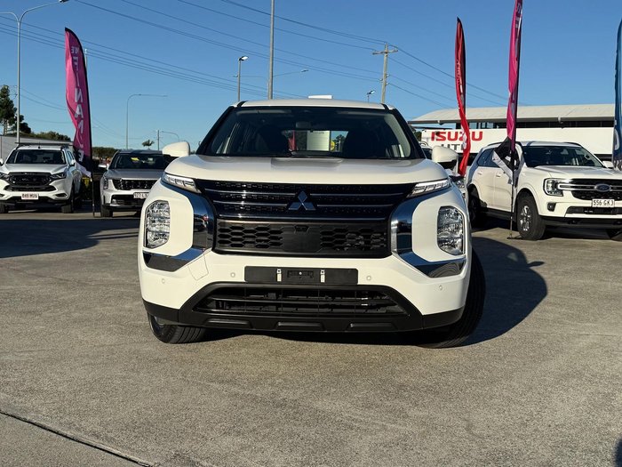 2021 Mitsubishi Outlander ES ZM MY22 White
