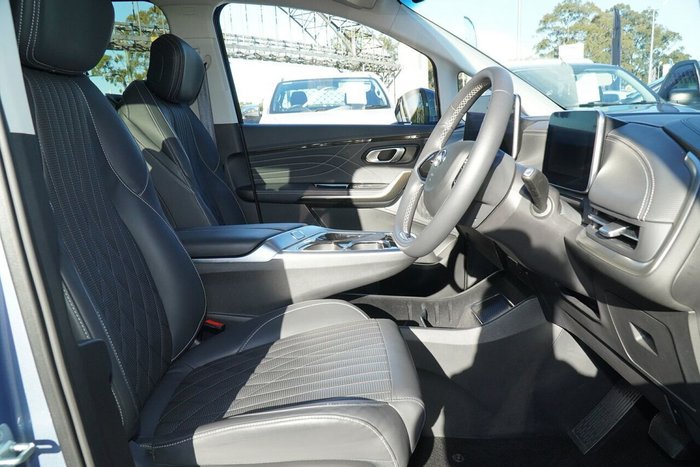 2023 LDV MIFA Executive