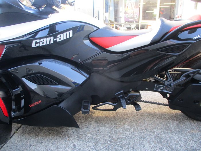 2015 BRP SPYDER RS-S SE5 WHITE