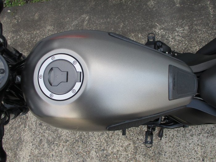 Honda 2017 HONDA 500CC CMX500 SILVER