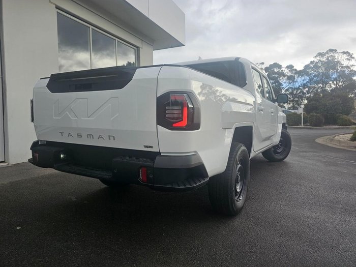 2025 Kia Tasman S