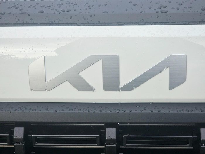 2025 Kia Tasman S