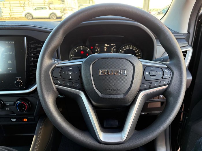 2025 Isuzu MU-X LS-M