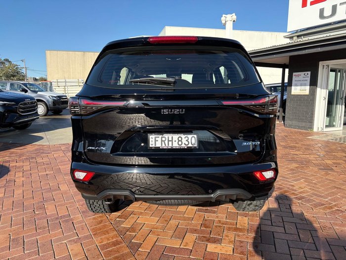 2025 Isuzu MU-X LS-M