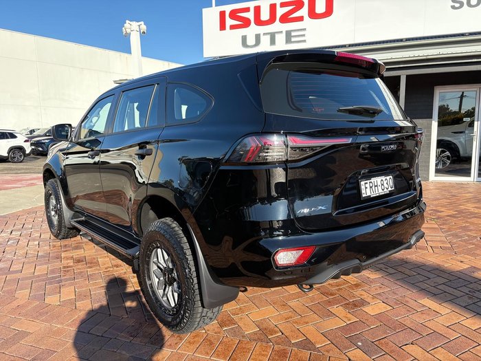 2025 Isuzu MU-X LS-M