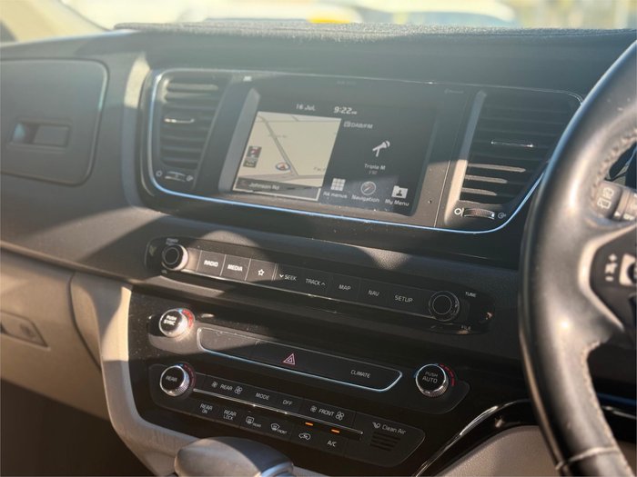 2019 KIA CARNIVAL SLi