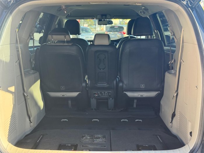 2019 KIA CARNIVAL SLi