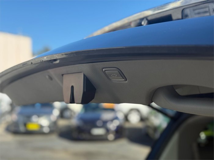 2019 KIA CARNIVAL SLi