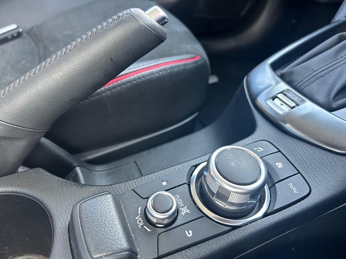 2024 Mazda 2 G15 GT
