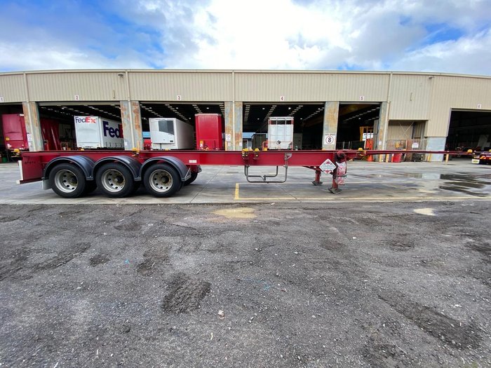 2014 Maxi Trans 40' R/T Skeletal Red