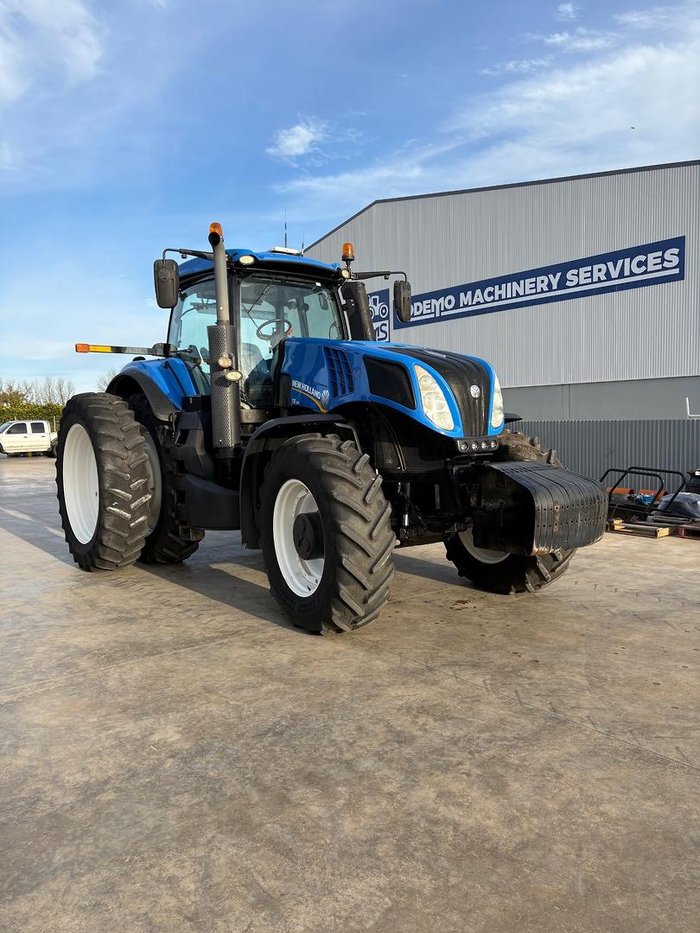 New Holland T8.380