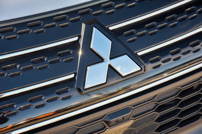 2024 Mitsubishi Outlander ES ZM MY24 White Diamond