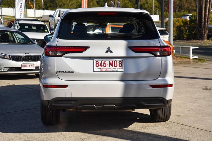 2024 Mitsubishi Outlander ES ZM MY24 White Diamond
