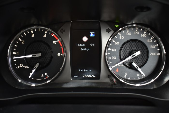 2021 Toyota Hilux SR