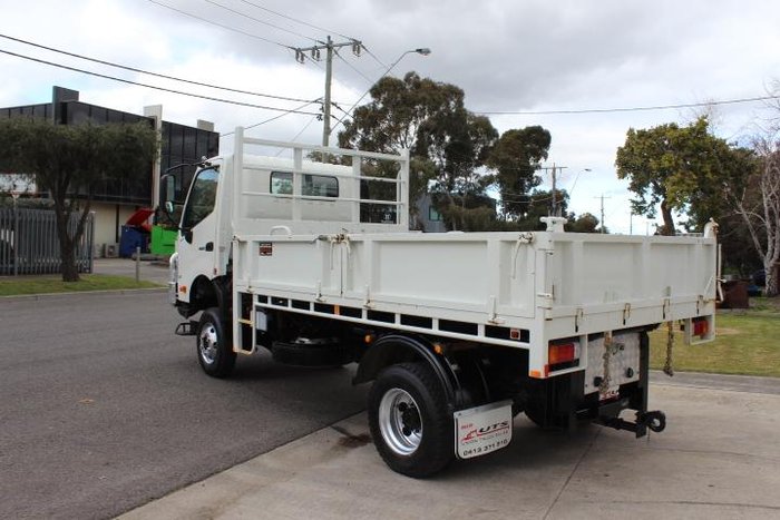 2022 Hino 817 4X4 Tipper 4x4 WHITE