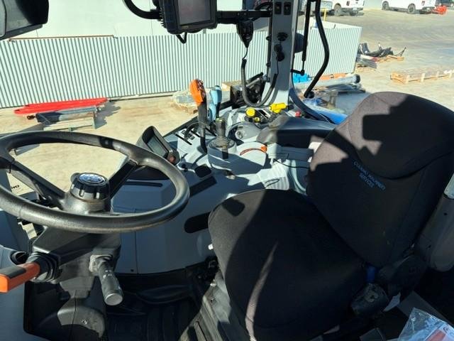 2021 New Holland T6080
