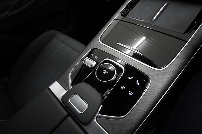 2025 Jaecoo J8 Track