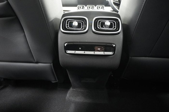 2025 Jaecoo J8 Track