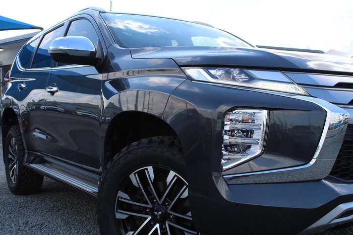 2020 Mitsubishi Pajero Sport GLS