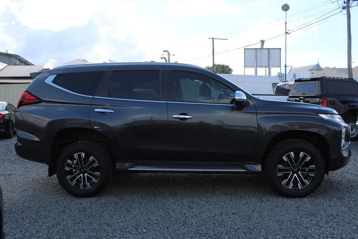 2020 Mitsubishi Pajero Sport GLS