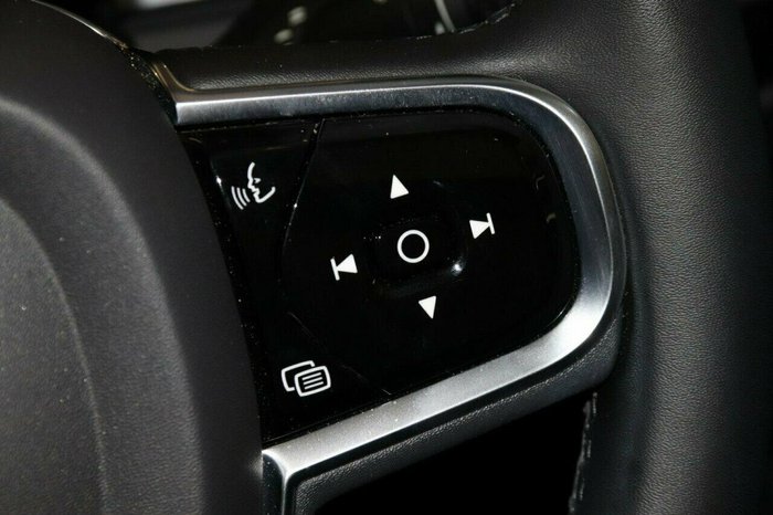 2023 Volvo S60 Ultimate B5 Bright