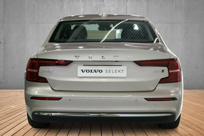 2023 Volvo S60 Ultimate B5 Bright