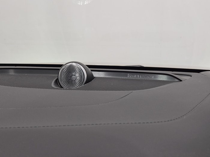 2023 Volvo S60 Ultimate B5 Bright