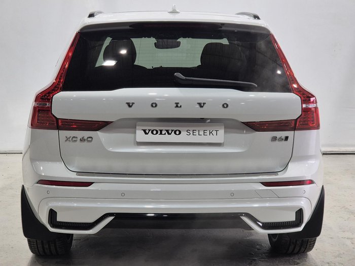 2023 Volvo XC60 Ultimate B6 Dark MY23 AWD Crystal White