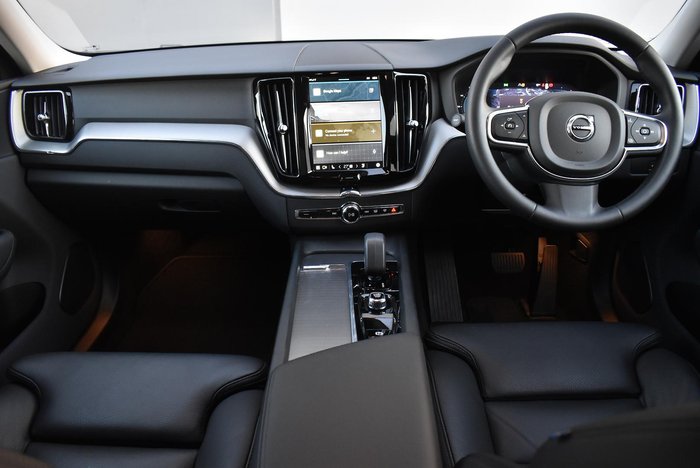 2023 Volvo XC60 Recharge Plus T8 Plug-In Hybrid