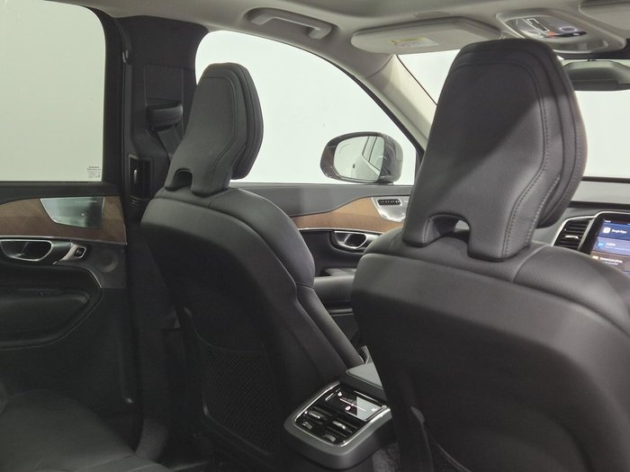 2024 Volvo XC60 Ultimate B5 Bright MY24 AWD Onyx Black