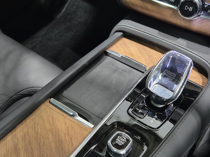 2024 Volvo XC90 Ultimate B5 Bright MY24 AWD Onyx Black