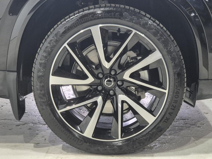 2024 Volvo XC60 Ultimate B5 Bright MY24 AWD Onyx Black