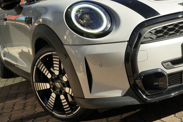 2022 Mini Hatch